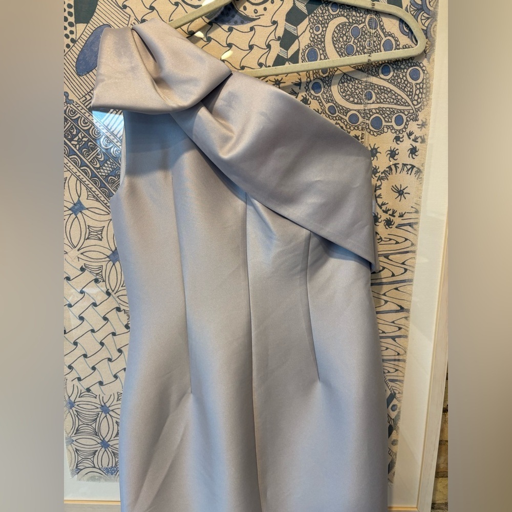 sachin and babi Bonnie one shoulder bow structured dress in silver - Picture 7 of 8